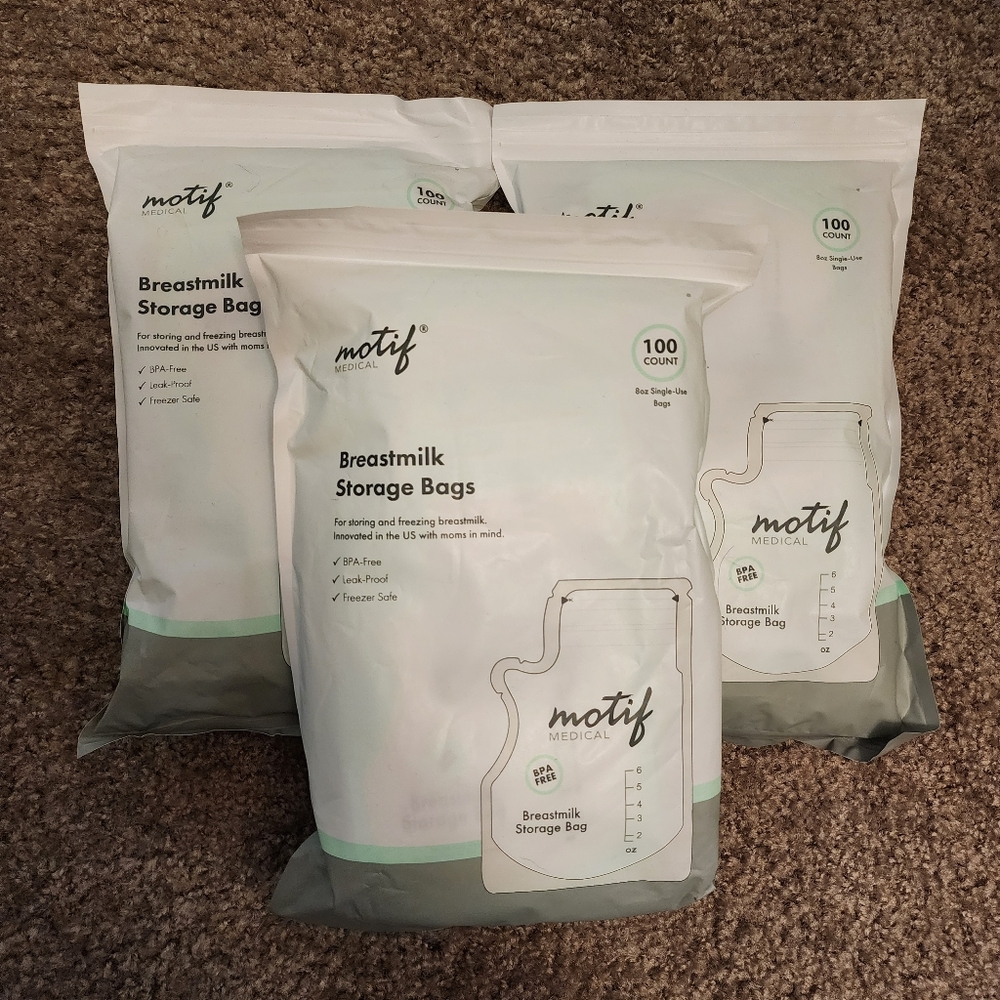⭐️Motif Breastmilk Storage Bags⭐️